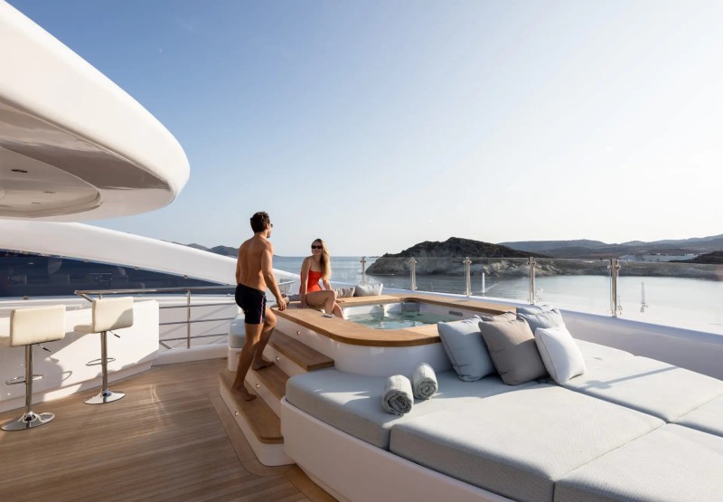 Luxury Yacht Lifestyle